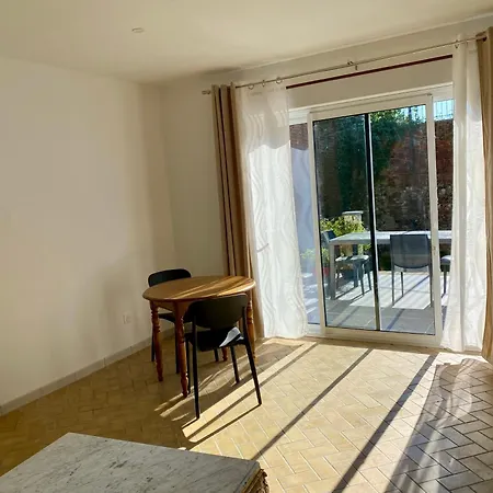 아파트 Solesmes, 3 Personnes, Terrasse, Plain-pied *