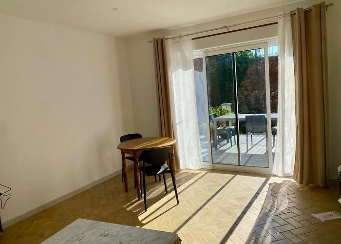 아파트 Solesmes, 3 Personnes, Terrasse, Plain-pied *